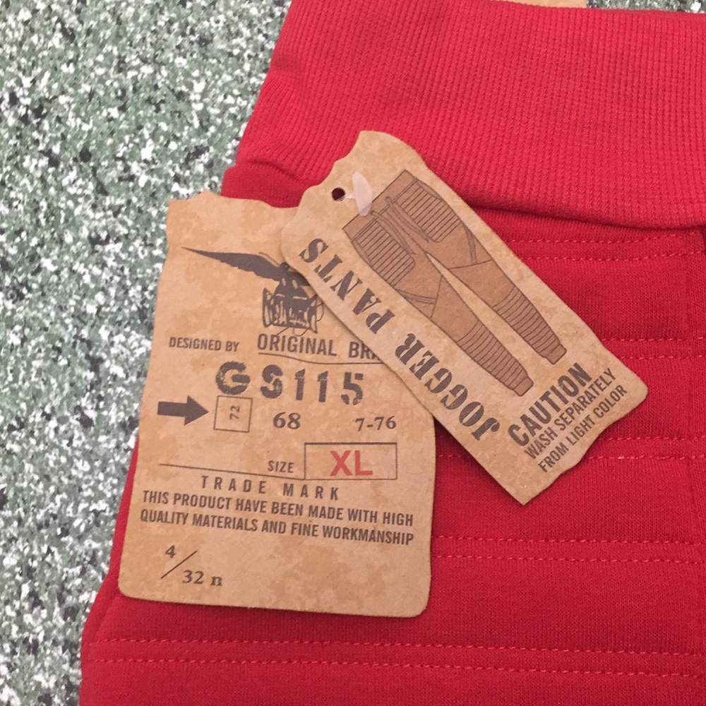 Red Men's Size XL Joggers - Picture 5 of 8